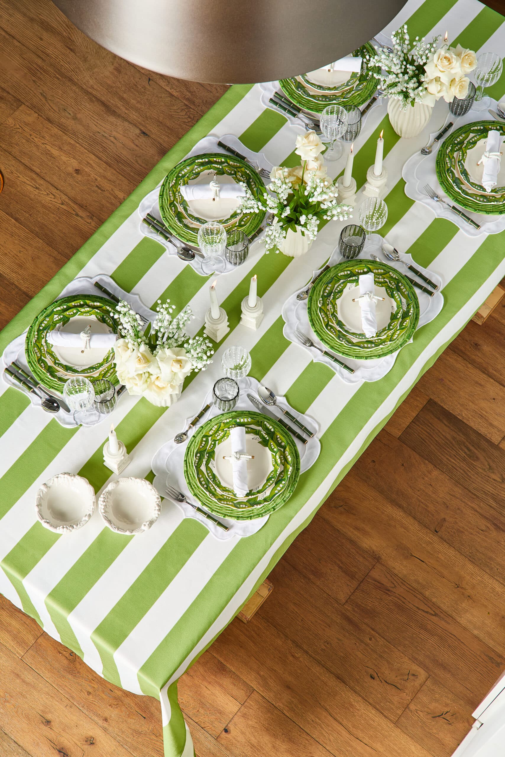 מפות – מפת פסים ירוק בהיר - פיית השולחן