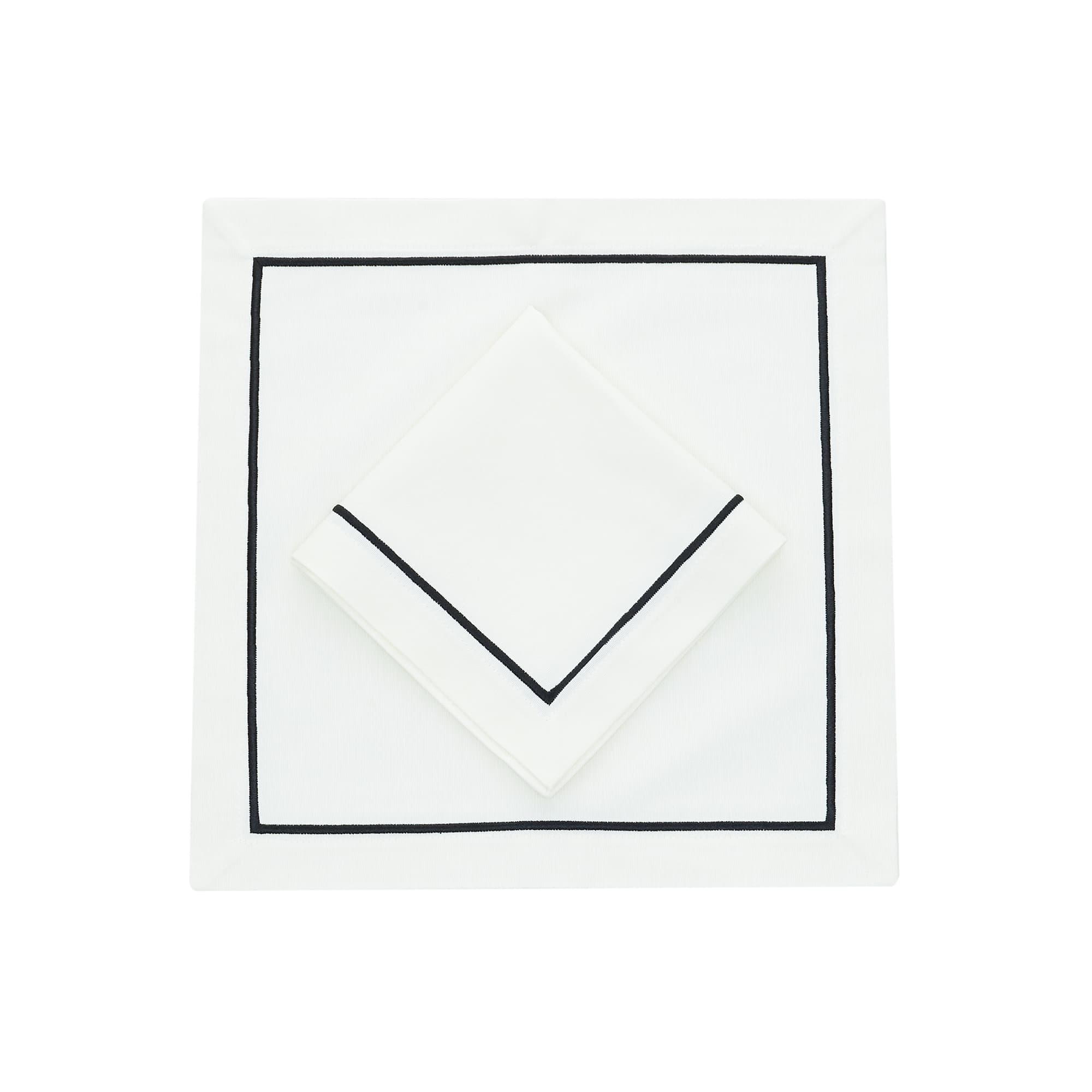 מפית Classic קרם with שחור Stripe Embroidery | סט 6 - פיית השולחן