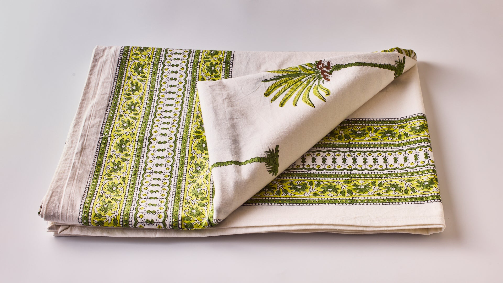 מפת שולחן פלמה