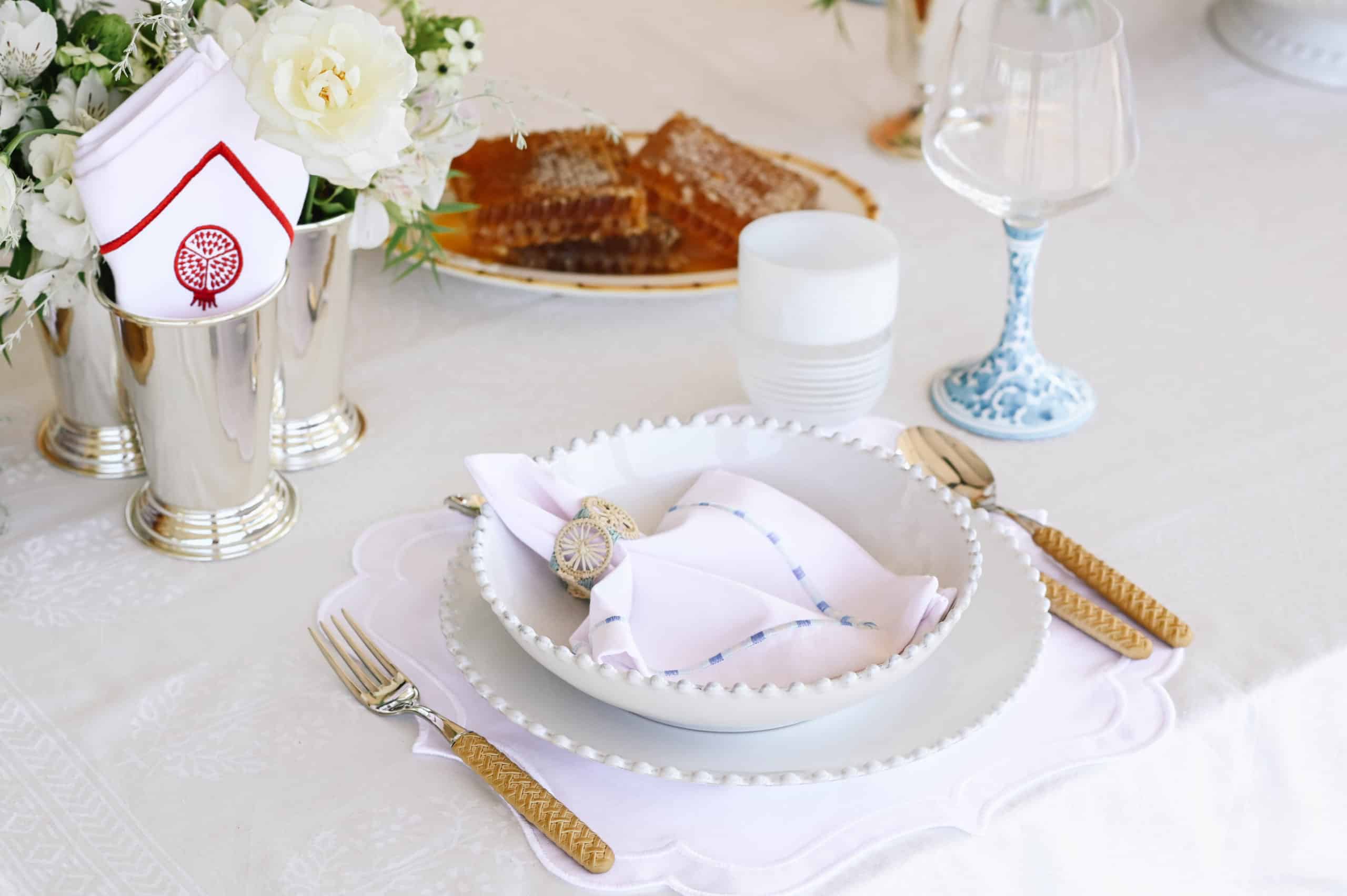 Bottega Sand Woven Silverware- 24 pieces