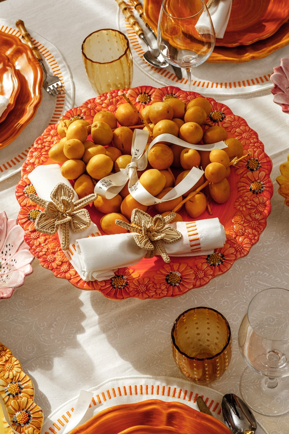 מעמד לעוגה כתום Flora - פיית השולחן