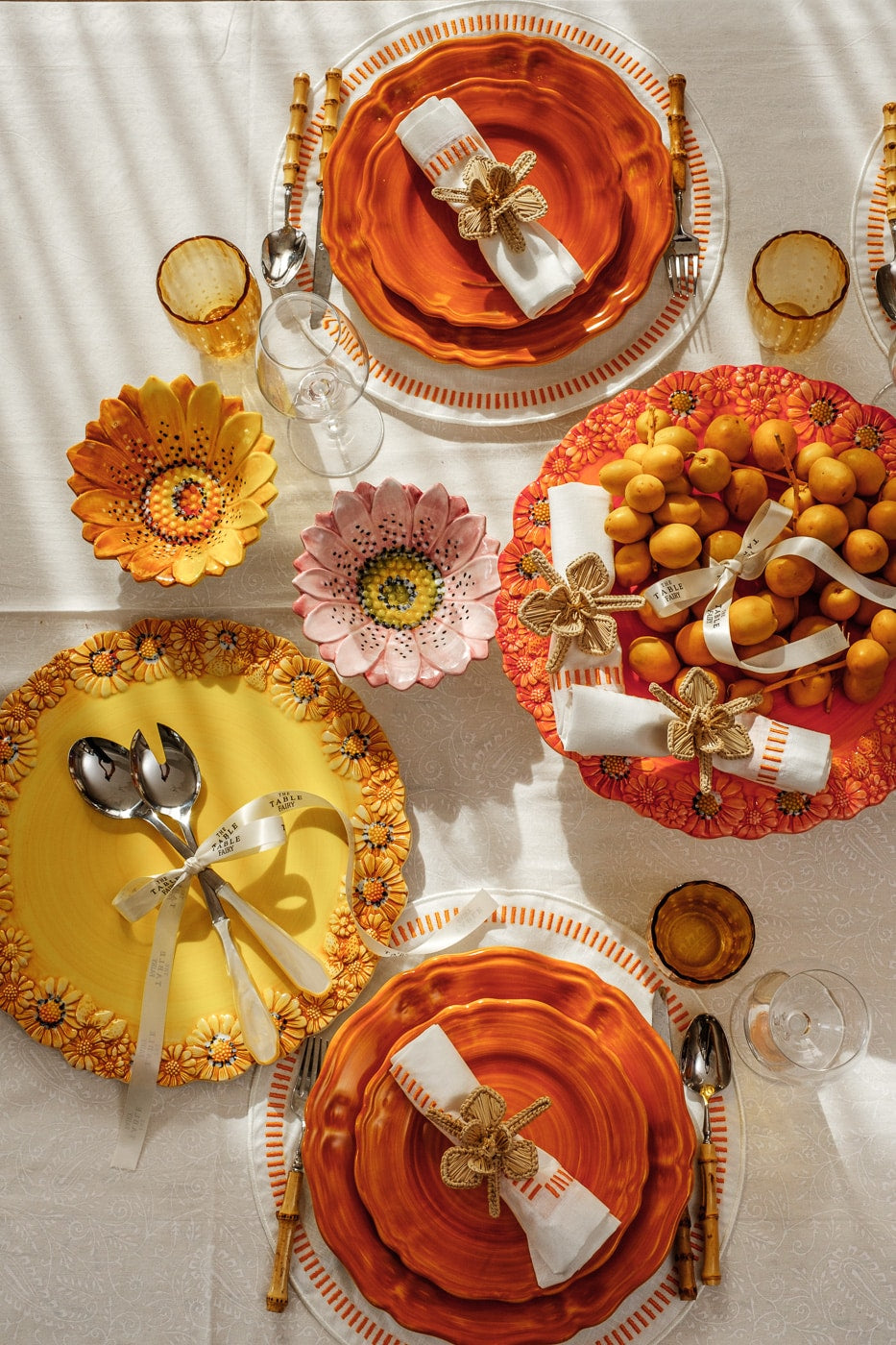 מעמד לעוגה כתום Flora - פיית השולחן