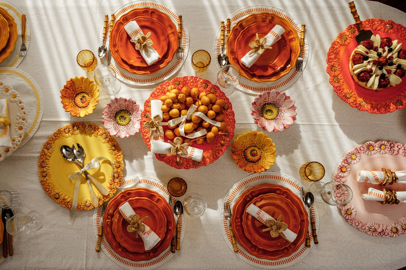 מעמד לעוגה כתום Flora - פיית השולחן