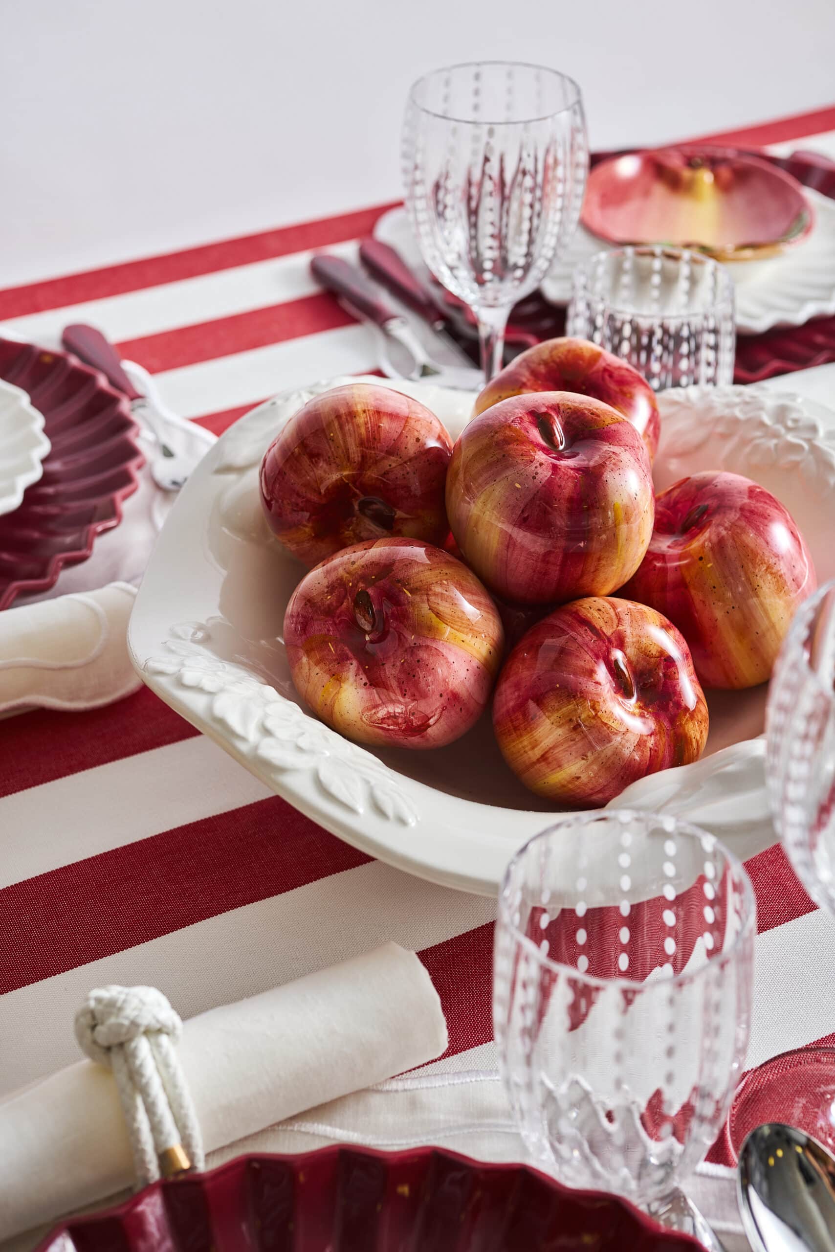 תפוח דקורטיבי מקרמיקה - פיית השולחן