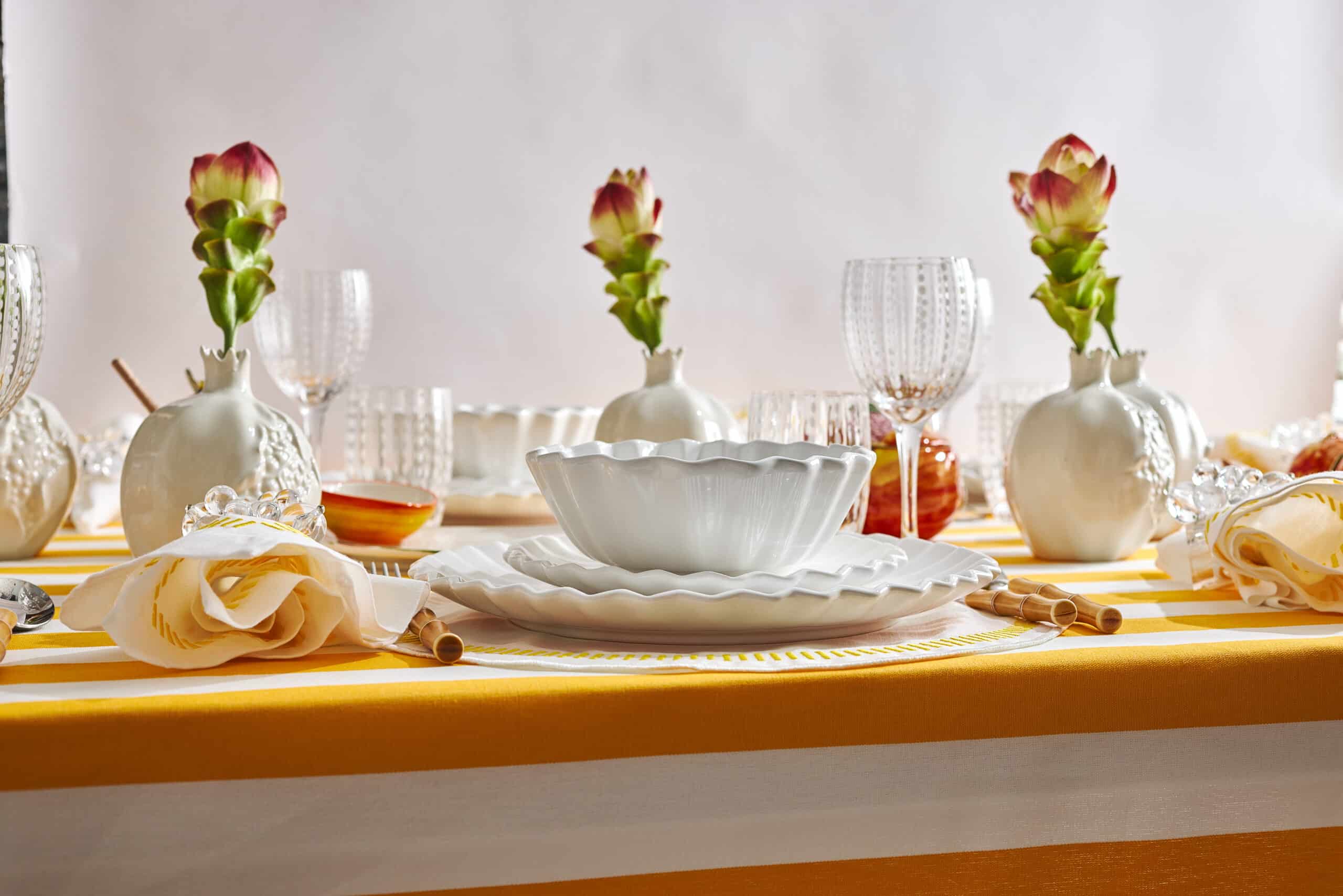 קערה לבן Pleated Soup - פיית השולחן