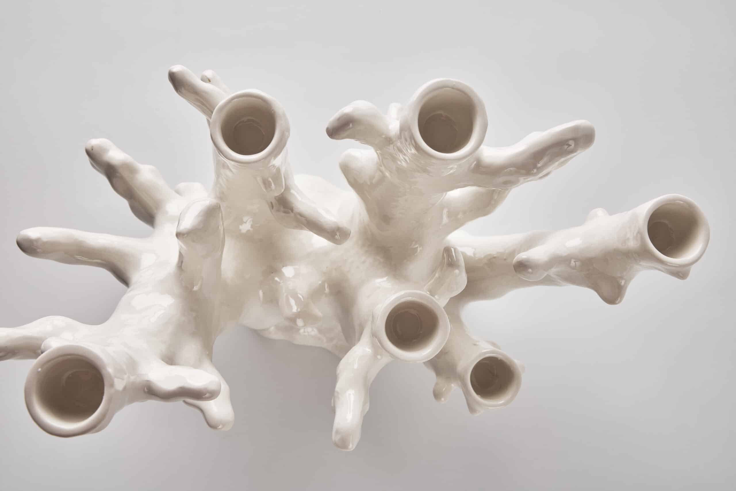 פמוט 6 קורל לבן - פיית השולחן