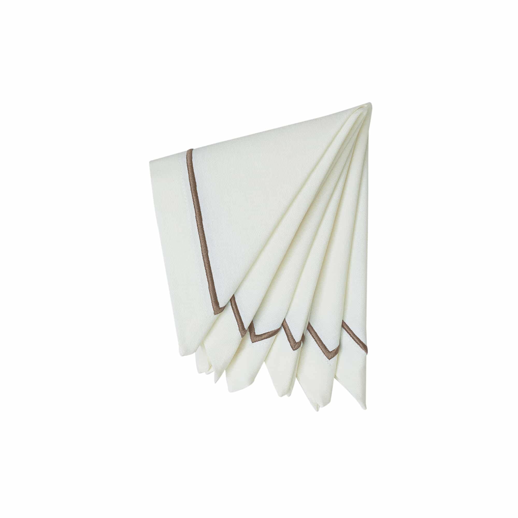 מפית Classic לבן with rose זהב embroidery | סט 6 - פיית השולחן