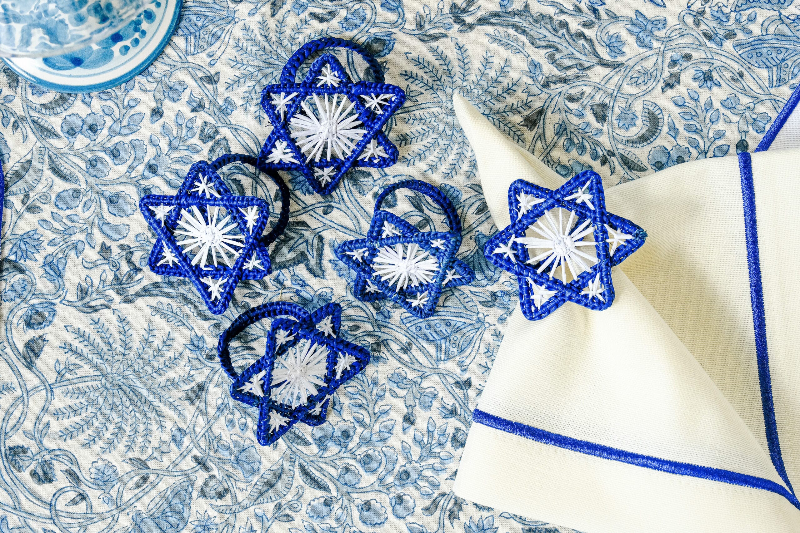 מפית Classic קרם with כחול Stripe Embroidery | סט 6 - פיית השולחן