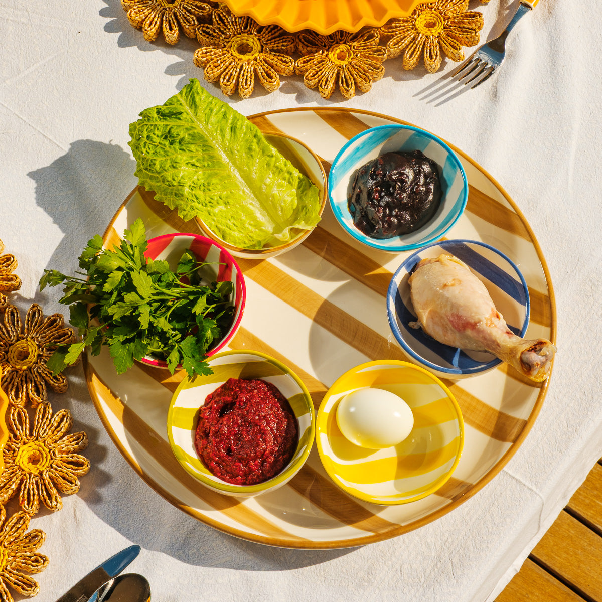 צלחת סדר פסח - פסים צבעוני