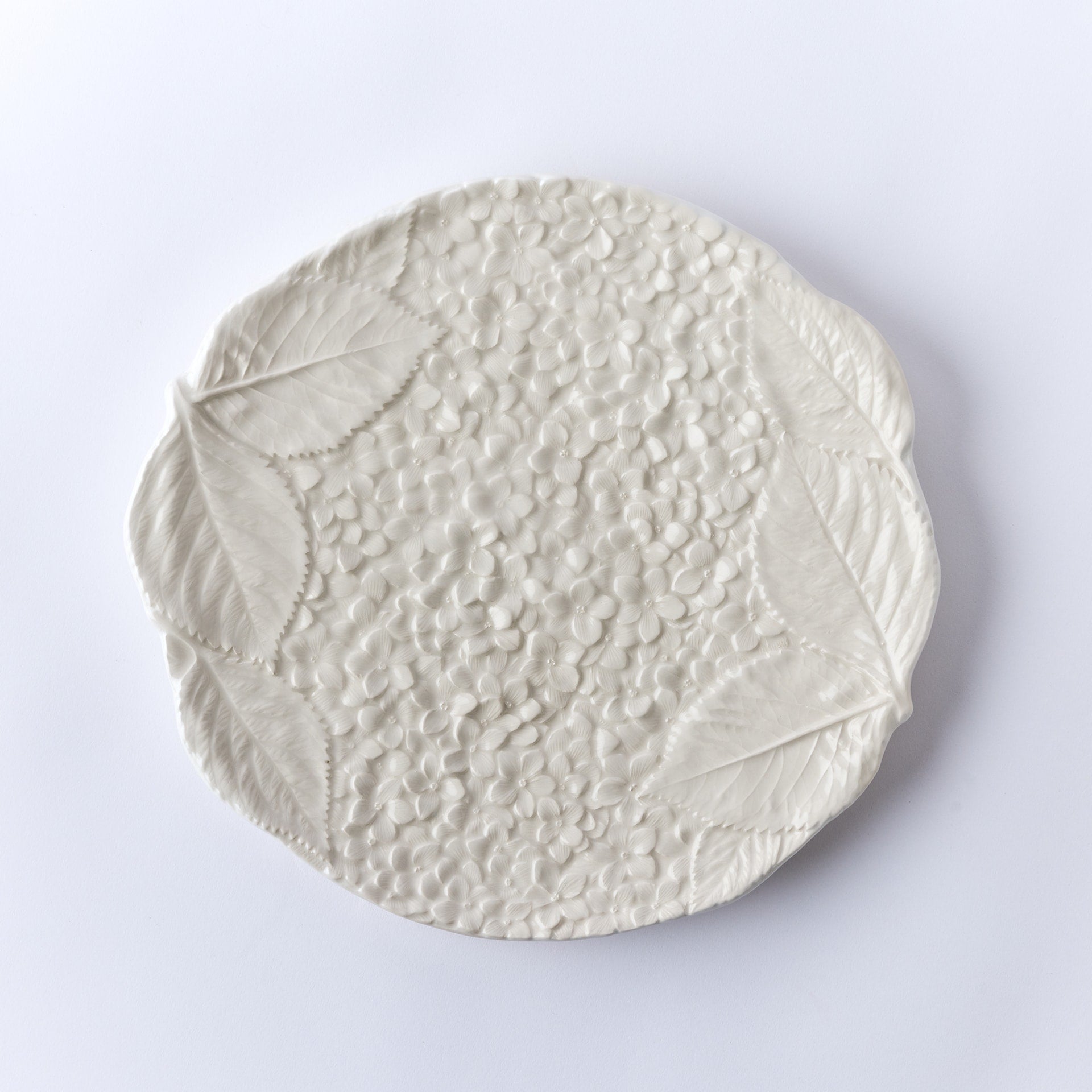 צלחת מנה עיקרית לבן Hydrangea - פיית השולחן