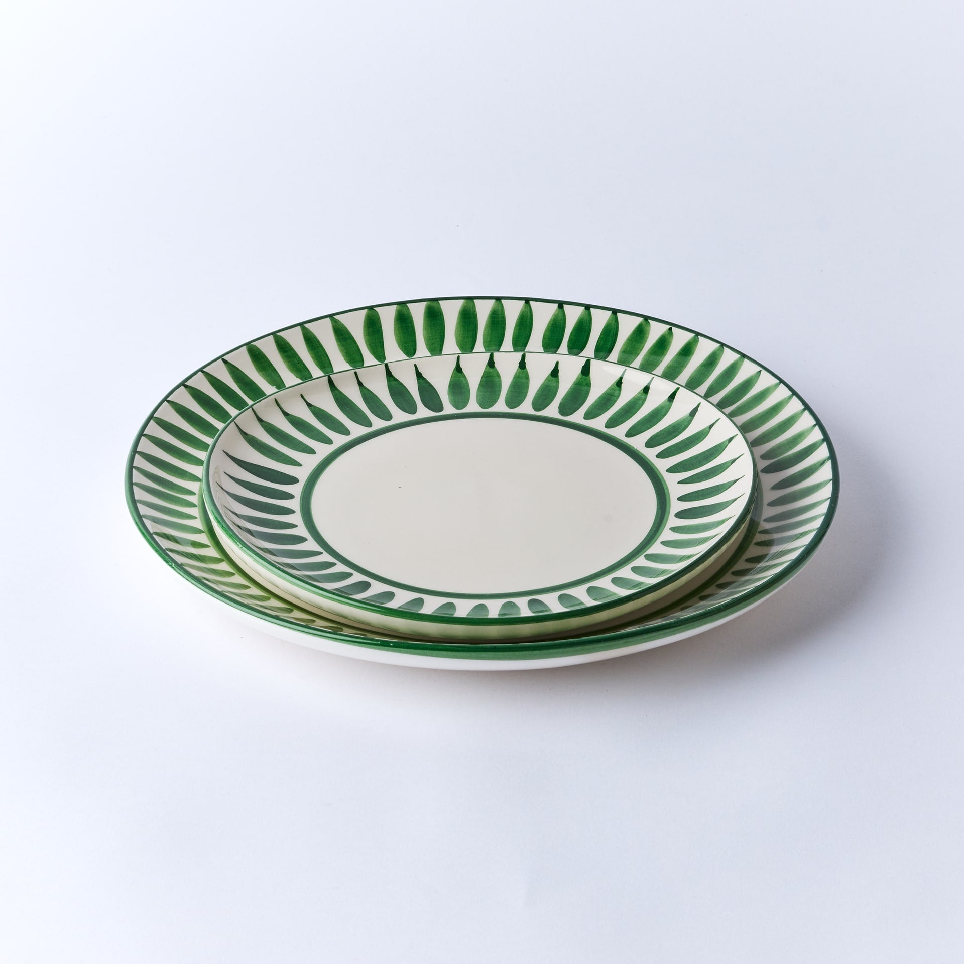 צלחת מנה עיקרית פלייר ירוק כהה - פיית השולחן