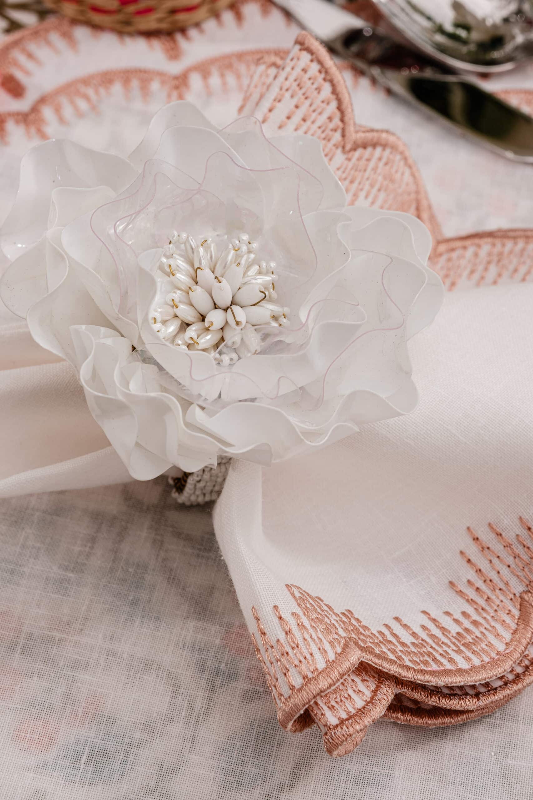 סט מפיות פשתן Scalloped ורוד - פיית השולחן