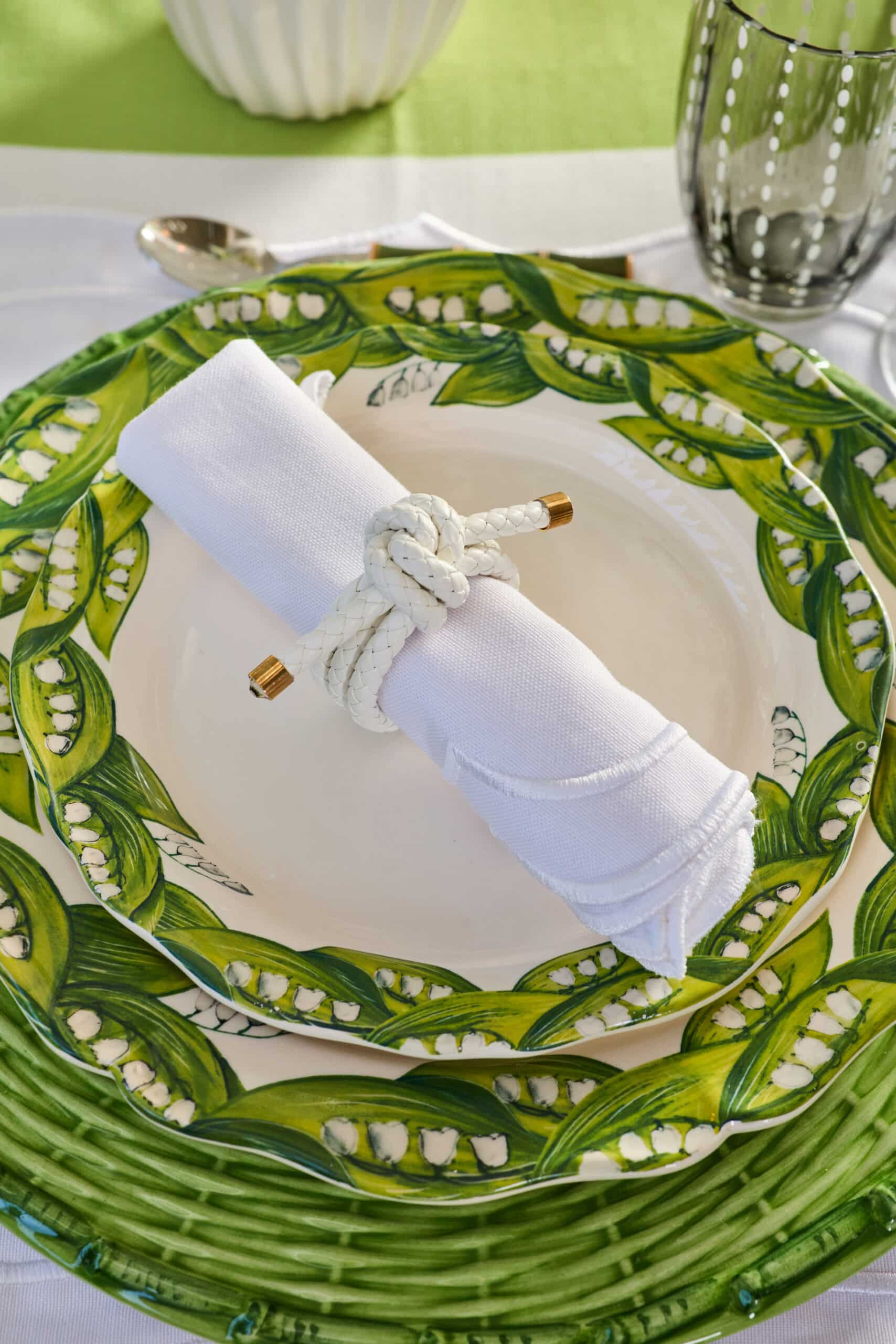 צלחת מנה עיקרית Lily of the Valley - פיית השולחן
